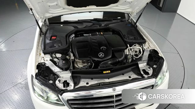 Mercedes-Benz E-Class W213 id 4416984 из Кореи 26