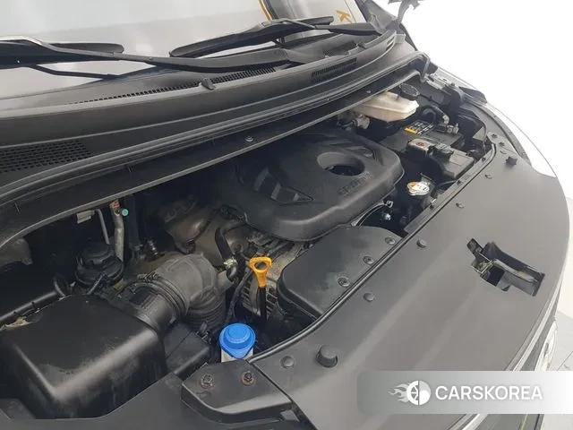 Hyundai The New Grand Starex id 3573869 из Кореи 13