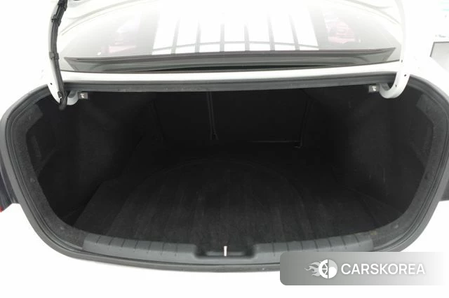 Hyundai The New Avante AD id 3942763 из Кореи 16