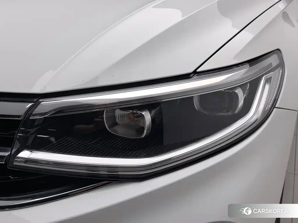 Volkswagen Bora id 4655187 из Китая 20