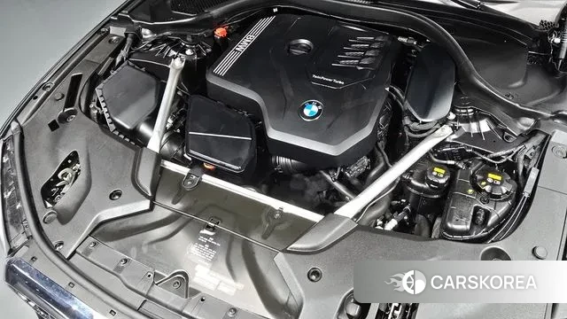 BMW 5 Series (G30) id 3474214 из Кореи 16