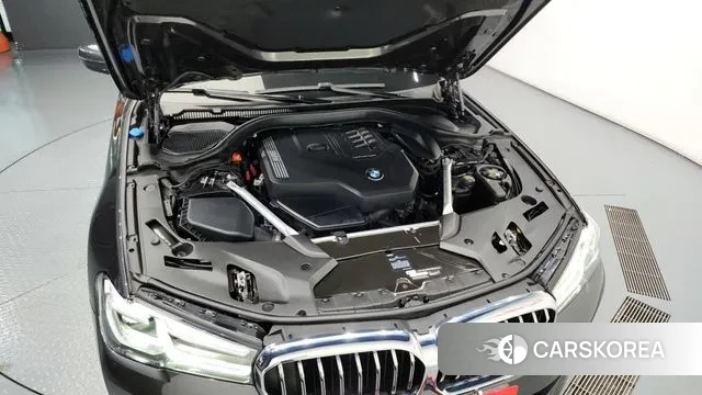 BMW 5 Series (G30) id 3095035 из Кореи 16