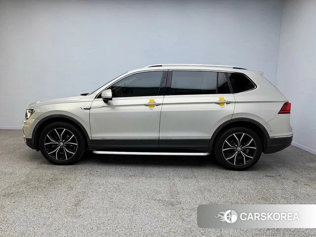 Volkswagen Tiguan L id 4242517 из Китая 16