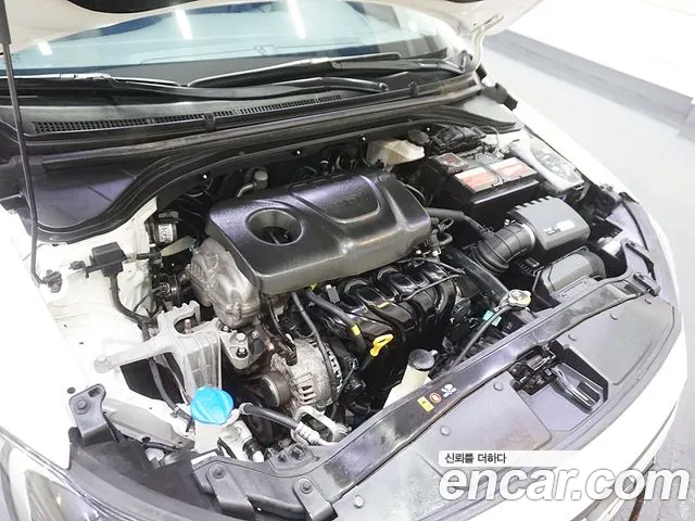 Hyundai Avante AD id 2662657 из Кореи 16