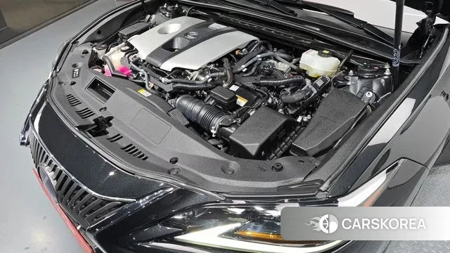 Lexus ES300h 7th generation id 3318769 из Кореи 16