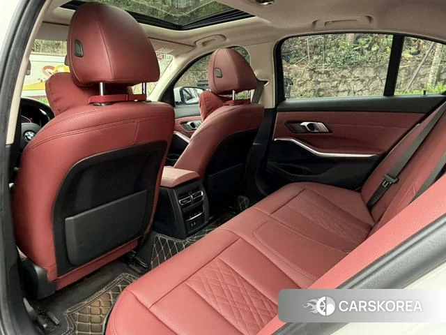 BMW 3 series id 4274704 из Китая 12