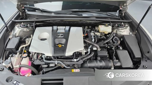 Lexus ES300h 7th generation id 4836370 из Кореи 34