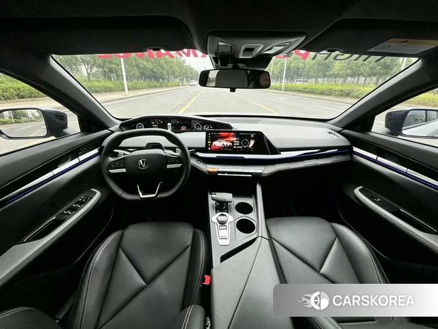 Chang'an UNI-V 2022 Темно-серый из Китая, фото 6