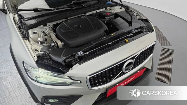 Volvo V60 Cross-Country 2nd Generation id 3834447 из Кореи 16
