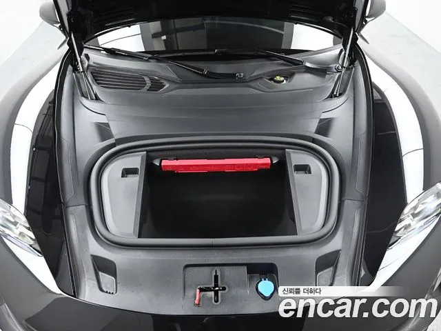 Porsche Taycan id 2334405 из Кореи 16