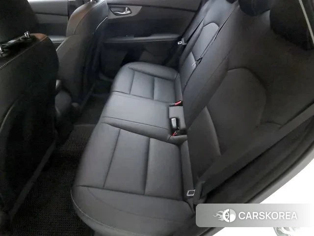 Kia Come New K3 id 3568380 из Кореи 16