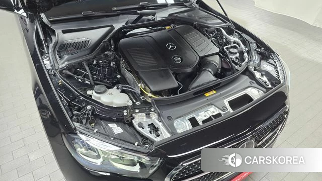 Mercedes-Benz E-Class W214 id 4307888 из Кореи 27