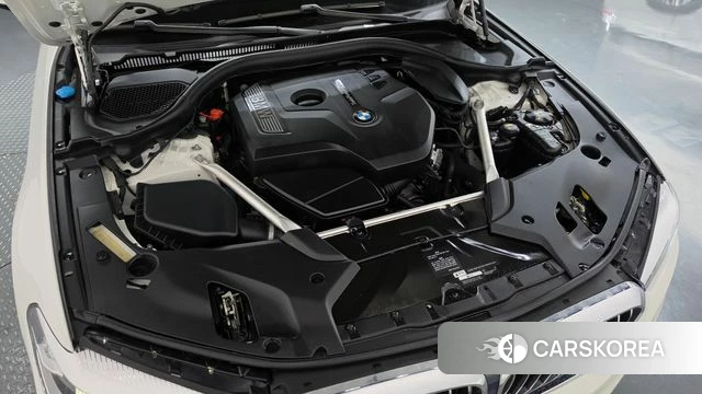 BMW 5 Series (G30) id 4708534 из Кореи 36