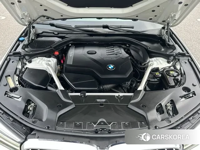 BMW 5 Series (G30) id 3032401 из Кореи 16