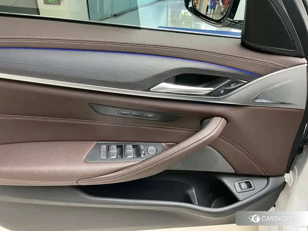 BMW 5 series id 4654645 из Китая 24