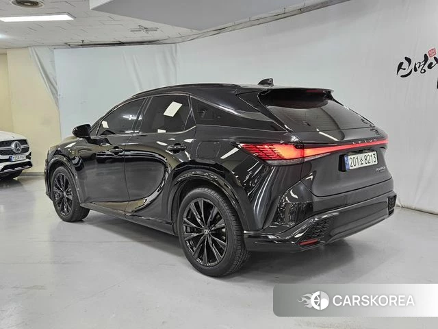 Lexus RX500h 5th generation id 4243245 из Кореи 16