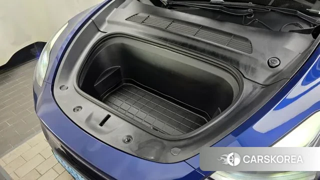 Tesla Model Y id 3735178 из Кореи 16