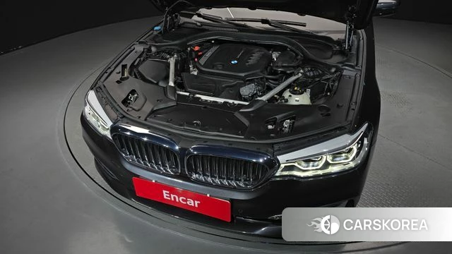 BMW 5 Series (G30) id 4677437 из Кореи 29