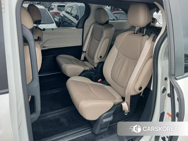Toyota Sienna 4th Generation id 4601404 из Кореи 8