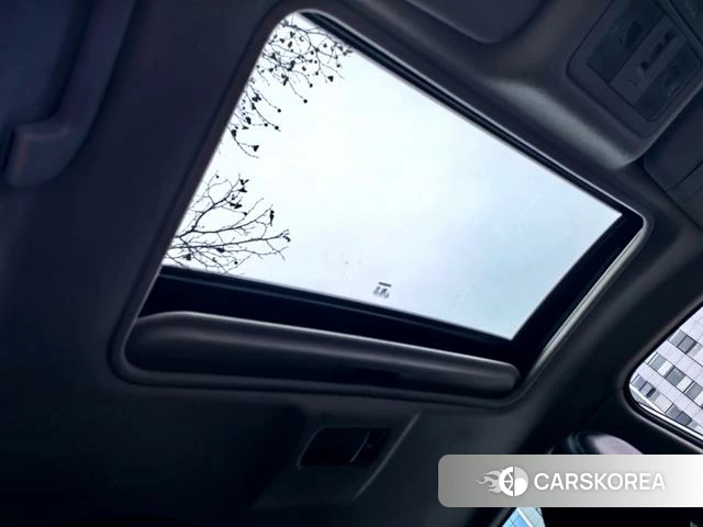 Nissan TIIDA id 4272940 из Китая 10