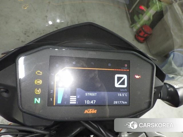 KTM 690 DUKE id 3939635 из Японии 30