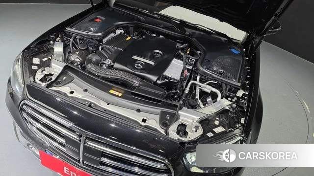 Mercedes-Benz E-Class W213 id 4186869 из Кореи 27