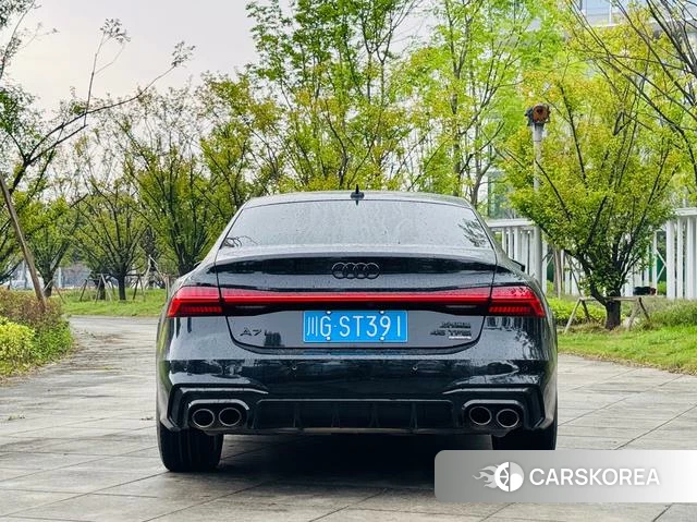 Audi A7L id 4274136 из Китая 17