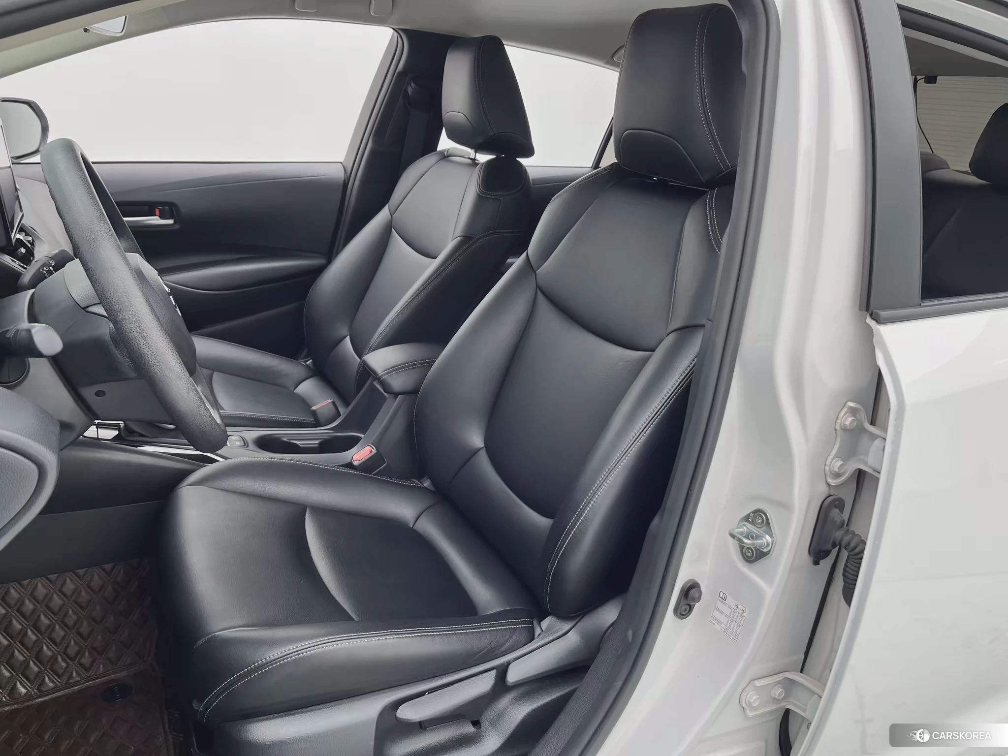 Toyota Corolla id 4407231 из Китая 24