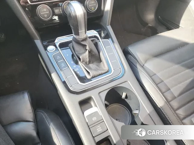 Volkswagen Passat GT (B8) id 3748522 из Кореи 8