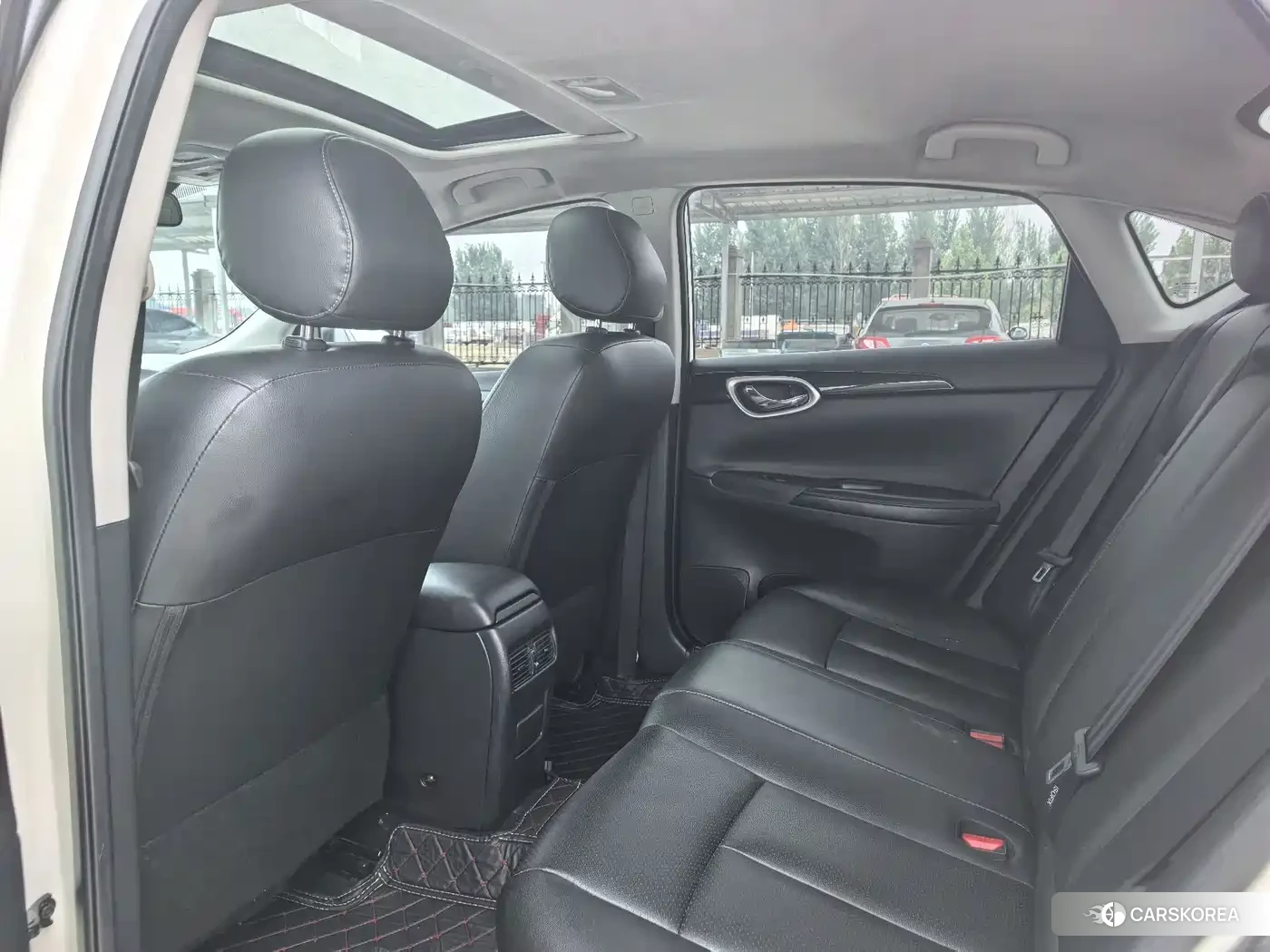 Nissan Sylphy 2021 Белый из Китая, фото 6