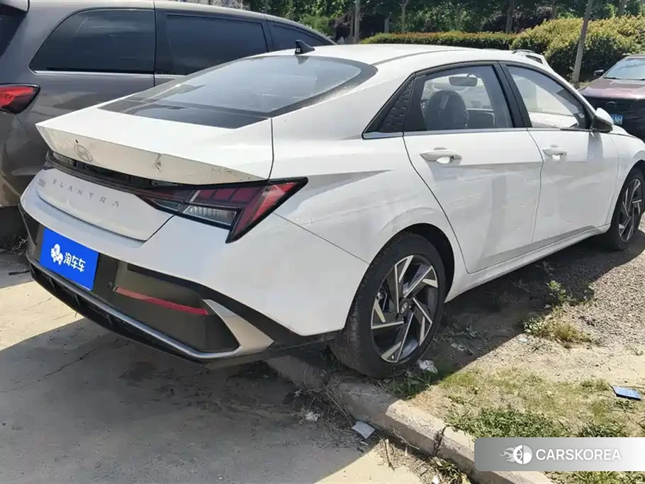 Hyundai Elantra id 4538614 из Китая 12