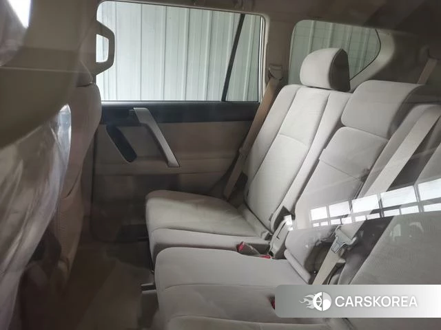 Toyota Prado (imported) 2023 Белый из Китая, фото 6