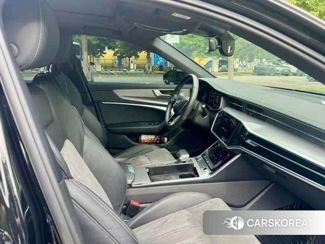 Audi A6L id 4307049 из Китая 10