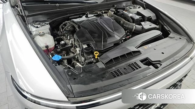Hyundai Grandeur (GN7) id 3793330 из Кореи 16