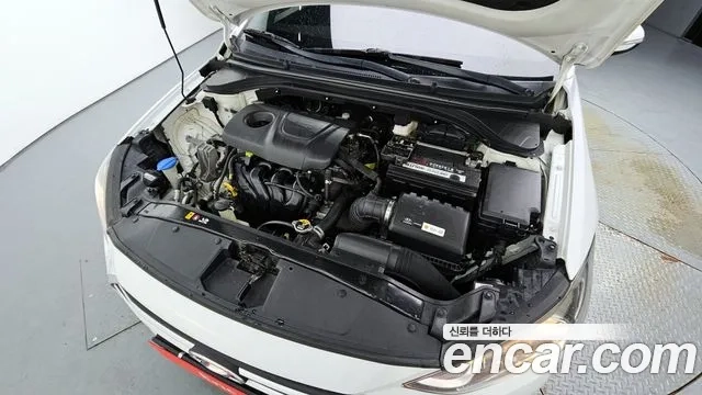 Hyundai Avante AD id 2946378 из Кореи 16