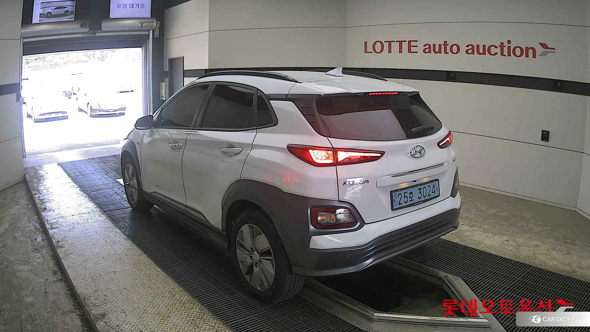 Hyundai KONA Electric id 4289419 из Кореи 31