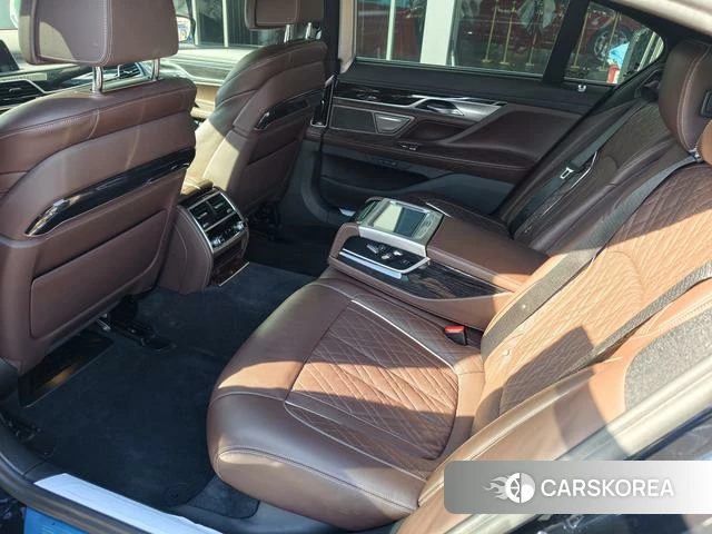 BMW 7 series id 4208701 из Китая 23