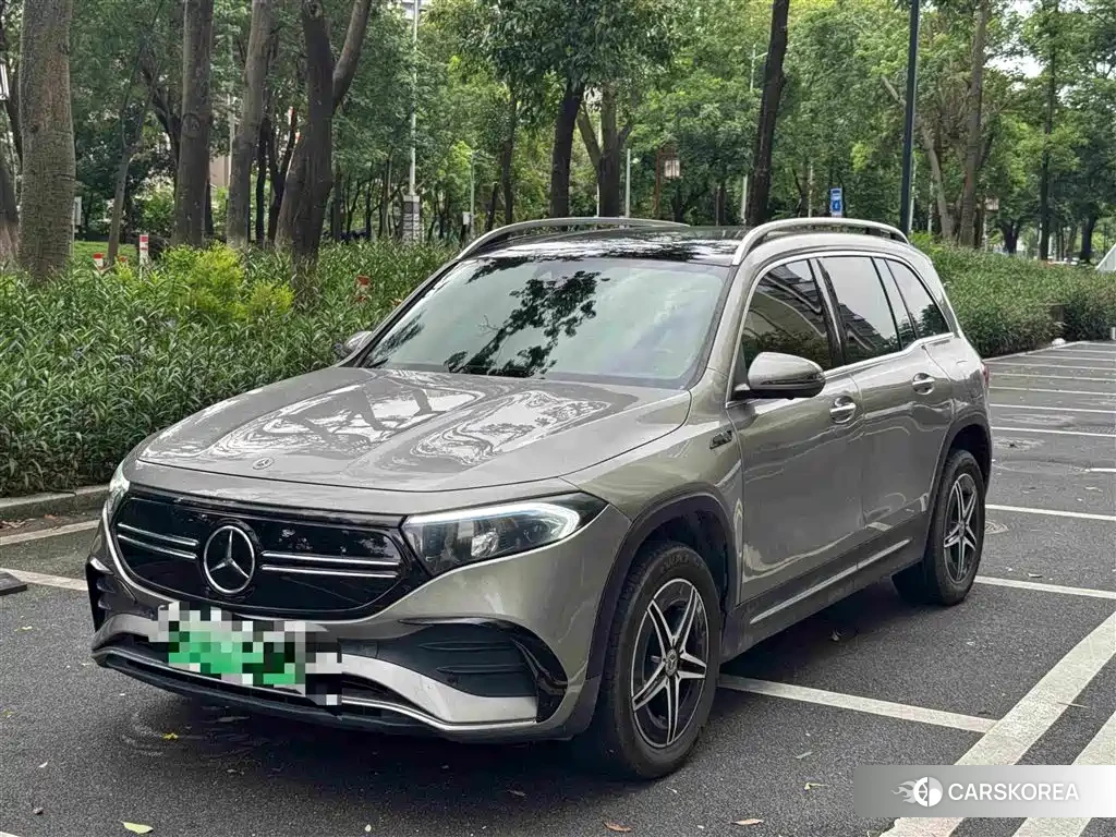 Mercedes-Benz EQB 2022 Champagne/brown из Китая, фото 6