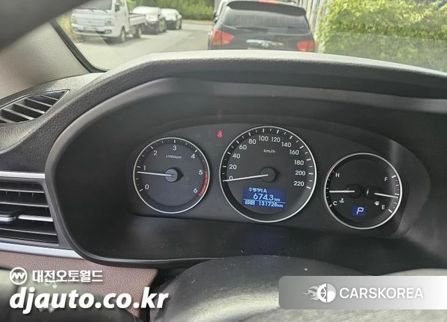 Hyundai The New Grand Starex id 4937251 из Кореи 8