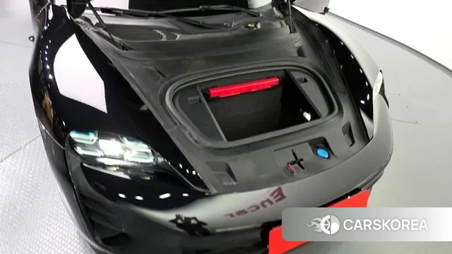 Porsche Taycan id 3373905 из Кореи 16