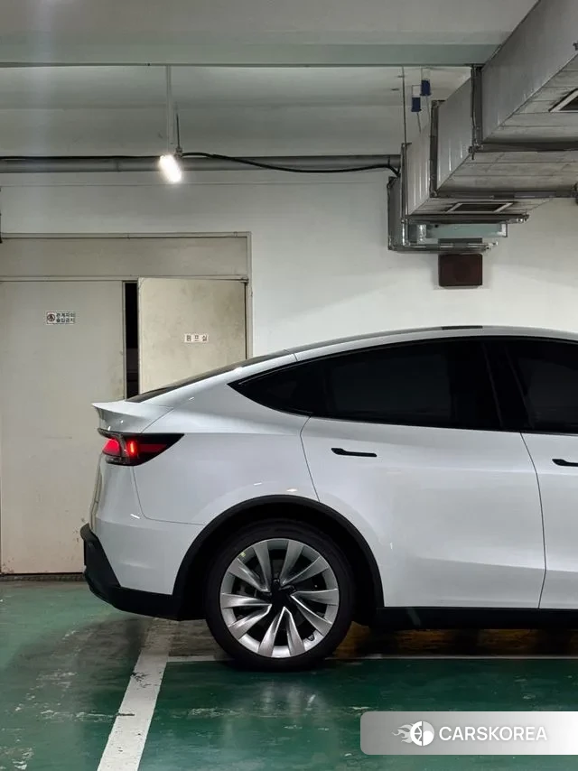 Tesla Model Y id 3294087 из Кореи 8