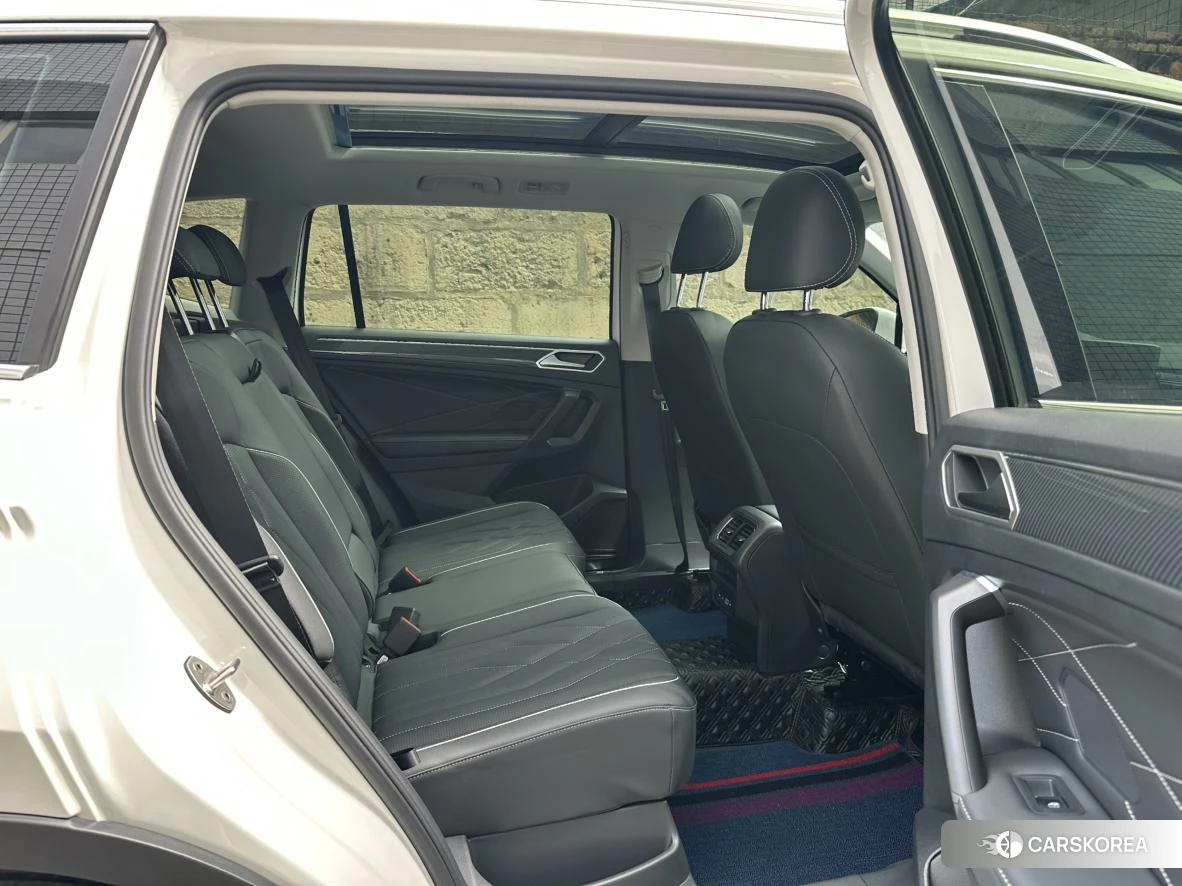 Volkswagen Tiguan L id 4467632 из Китая 9