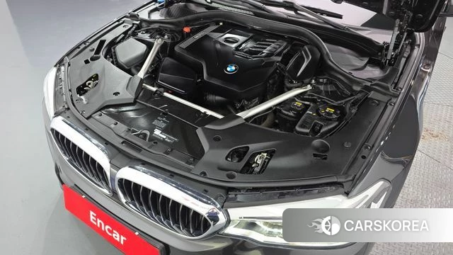 BMW 5 Series (G30) id 4677314 из Кореи 30
