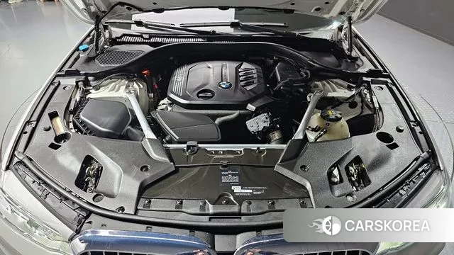 BMW 5 Series (G30) id 3742061 из Кореи 16