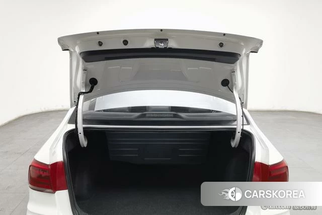Volkswagen Santana id 4210696 из Китая 20