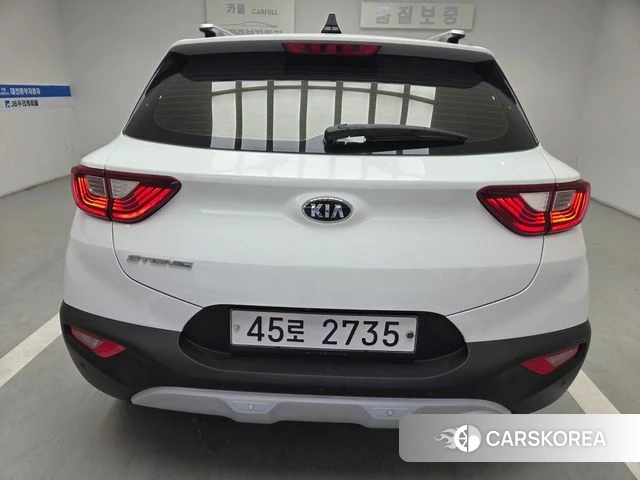 Kia Stonic id 3889414 из Кореи 10