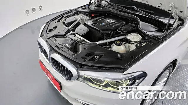 BMW 5 Series (G30) id 2395789 из Кореи 16