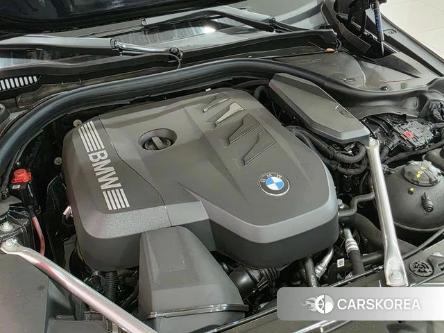 BMW 5 Series (G60) id 4359847 из Кореи 14