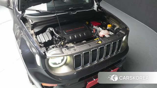 Jeep Renegade id 4741446 из Кореи 34