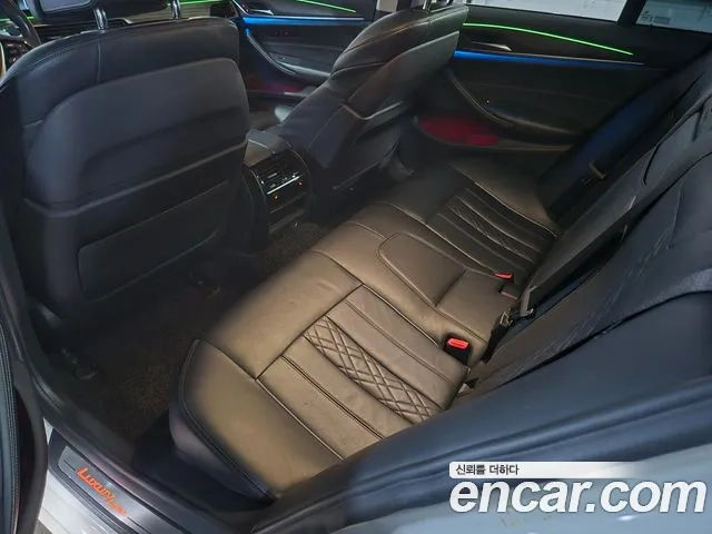 BMW 5 Series (G30) id 2876654 из Кореи 9